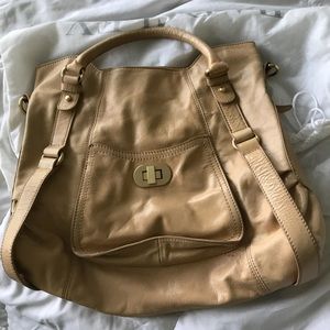 Gorgeous Badgley Mischka cream leather purse